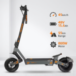Monopattino elettrico Kukirin G4, velocità massima 70 km/h, autonomia massima 75 km, potente motore da 2000 W.